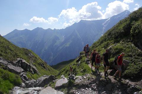 Trekking Family